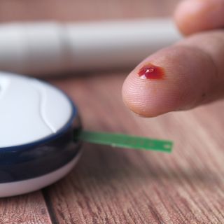 Régule naturellement le taux de glucose dans le sang